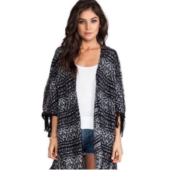 Free People Other - Free People Patterned Kimono Cardigan. Great pattern, cute and versatile. Sz L